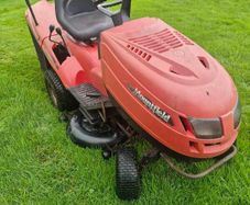 Castlegarden ride on mower Delivery available