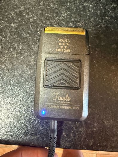 WAHL Finale head shaver
