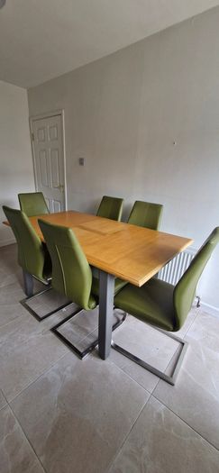 table and chairs