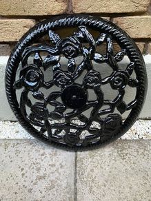 Cast iron garden ornament