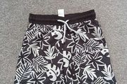 NEW.kids swim shorts/swimwear.age 4/5
