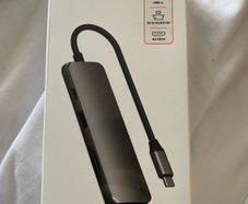 USB-C Multiport Pro Adapter V2 - mint condition