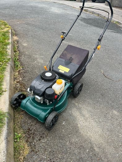 Lawnmower