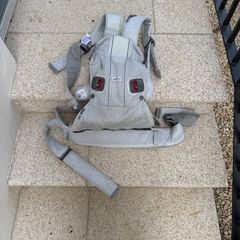 Baby Bjoern Baby Carrier Air One
