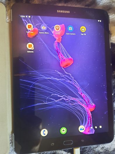 SAMSUNG  android 12 phablet
