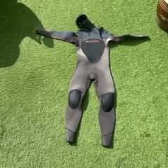 Ripcurl wet suit medium