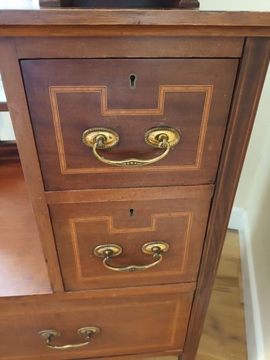 Antique Victorian Dressing Table
