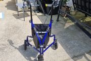 3 wheel travel rollator