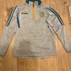GAA Onills  half zip