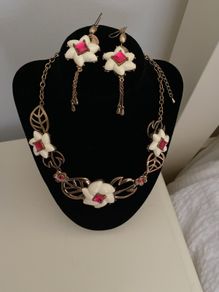 Johnny Loves Rosie Statement Necklet and Earrings