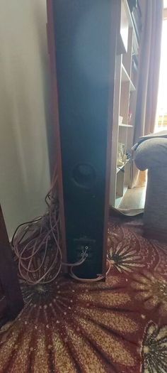 Speakers JAMO