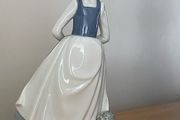 Nao By Lladro Figurine