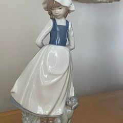 Nao By Lladro Figurine