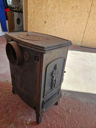 Mulberry Stove