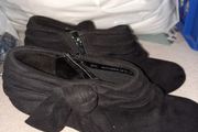black heals, size 5