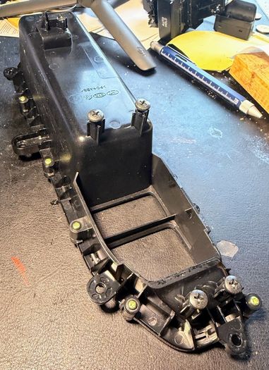 Hyundai Tucson parking brake surround