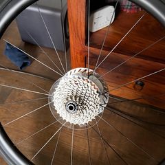 DT Swiss Dicut 1600 35mm wheelset with ultegra cassette, rotors and shcwalbe tyres