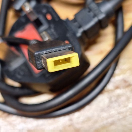 Lenovo 90W 20V Laptop Charger with a Square "Slim Tip" connector (yellow rectangular plug with a center pin) - 2942