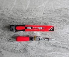 Automatic spiral ratchet screwdriver