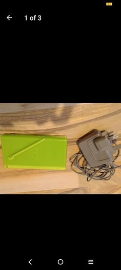 NINTENDO 2DS LITE (with stylus and charger)