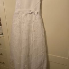 Communion deress and assessories