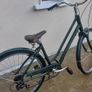 Giant lady's city dutch bike Image 3