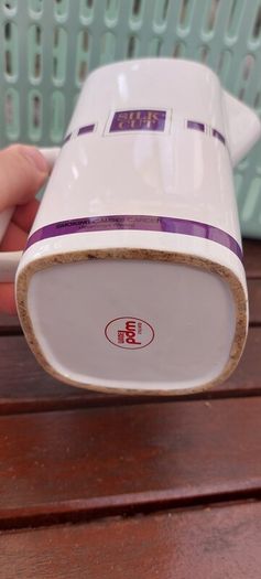 Silk Cut Purple advertising, water jug ,collectors item,,little chip on rim overall good,see pictures for condition, collectors item,,sold as seen
