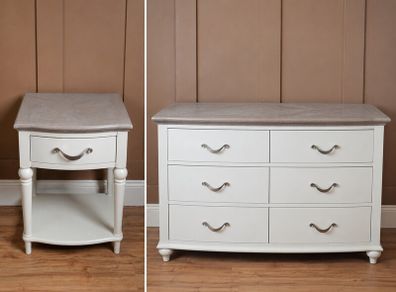 Matching bedroom furniture set