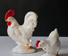 Rooster and Hen Vintage Salt and Pepper Shaker Set