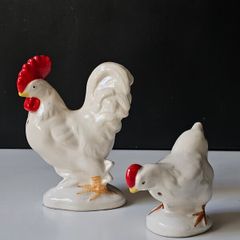 Rooster and Hen Vintage Salt and Pepper Shaker Set