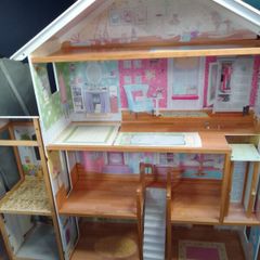 Dream Doll House