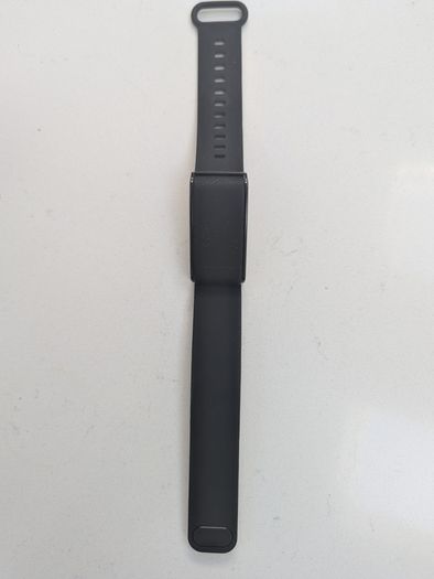 Screenless Fitness Tracker Band