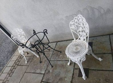 Heavy chairs and table