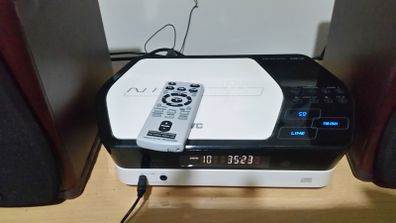JVC Micro Hi-fi System UX-N1W Cd/Stereo RDS FM Radio/Aux
