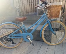 24" Hartington Blue Bike with basket