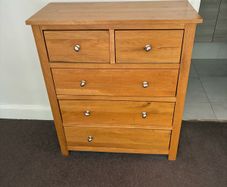 Free chest of drawers available from Bray