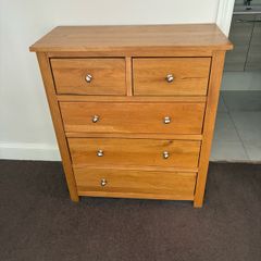Free chest of drawers available from Bray