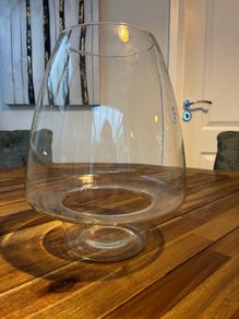 Candle holder