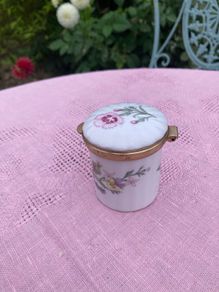 Porcelaine boxes 10 euros each