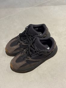 Adidas Yeezy Boost 700 'Utility Black' Heavily Worn Size 43.5
