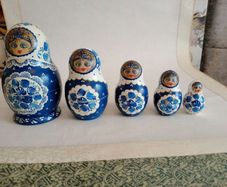 Vintage Signed Hand Painted Russian Nesting Dolls