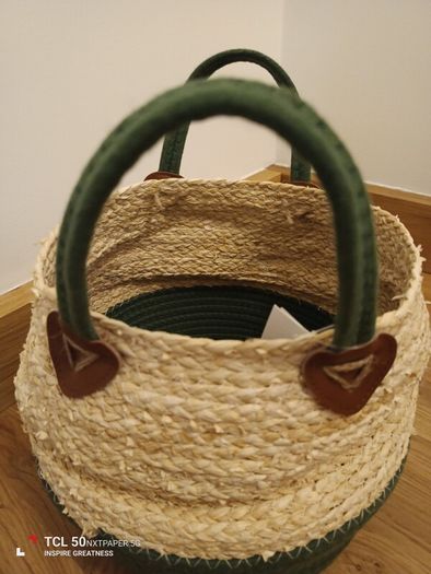 New.plant basket