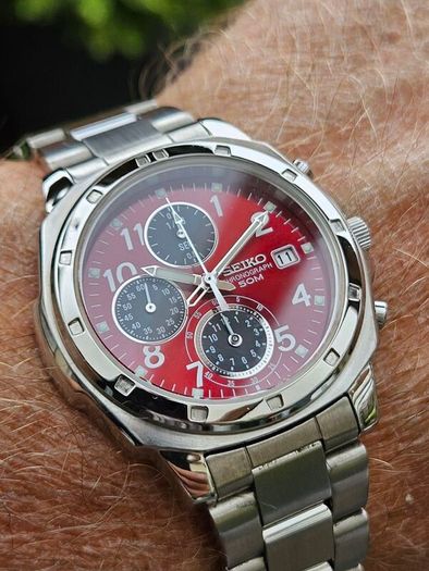 Watch Seiko Chronograph Panda.