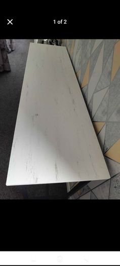Bar table