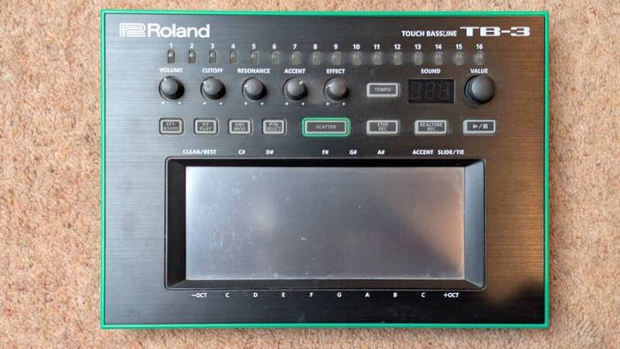Roland TB-3
