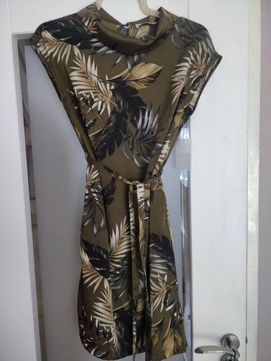 Ladies clothes