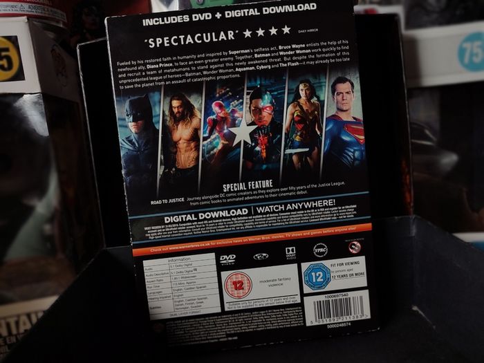 Justice League ! DVD with Slipcase ! 2018 ! Wonder Woman ! Batman ! Superman ! DC ! Marvel !