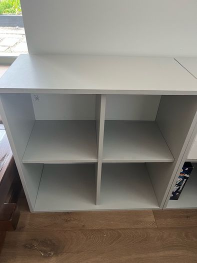 2 White Shelving Units