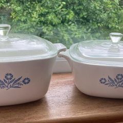 Pyrosil Ware Vintage Cornflower Corning Casserole set (2)