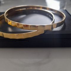 18ct gold bangles